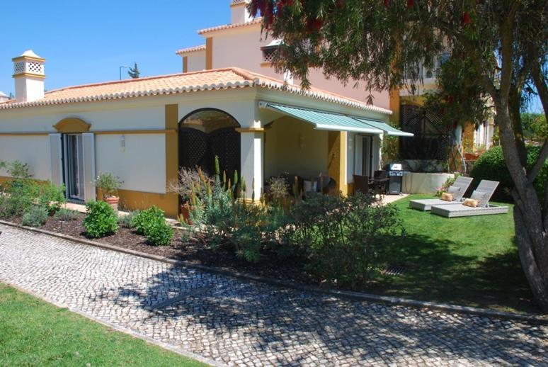 2Bedroom Bungalow Heated Shared Pool ,Near Carvoeiro And Ferrugudo Esterno foto
